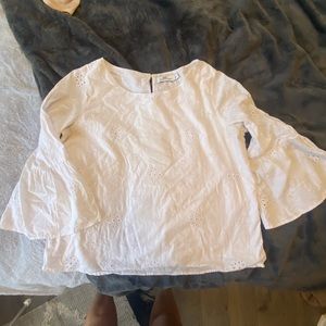 Vineyard Vines eyelet bell top